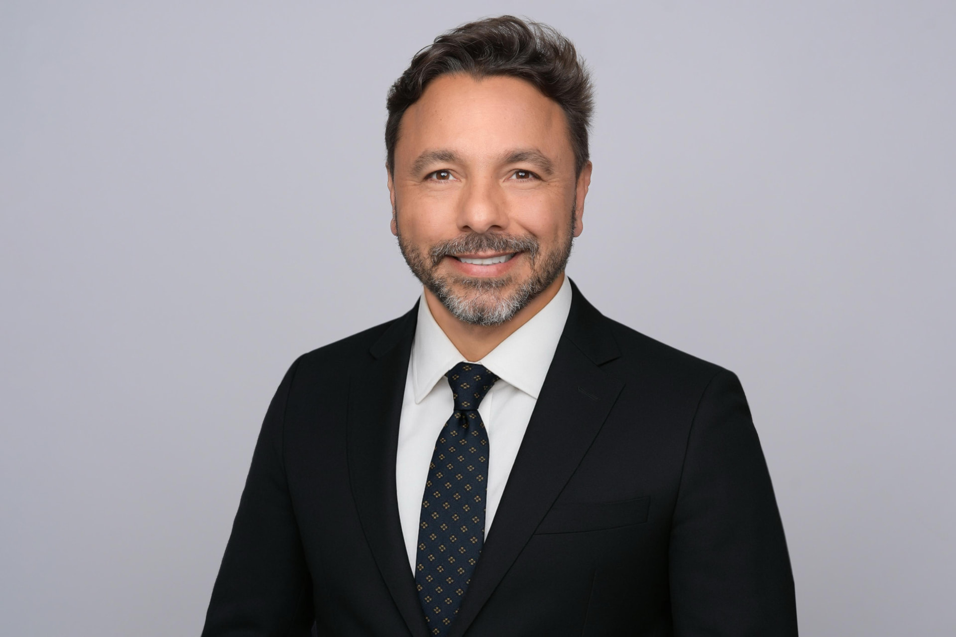 Formal executive portrait of José de Larrea y Tocón